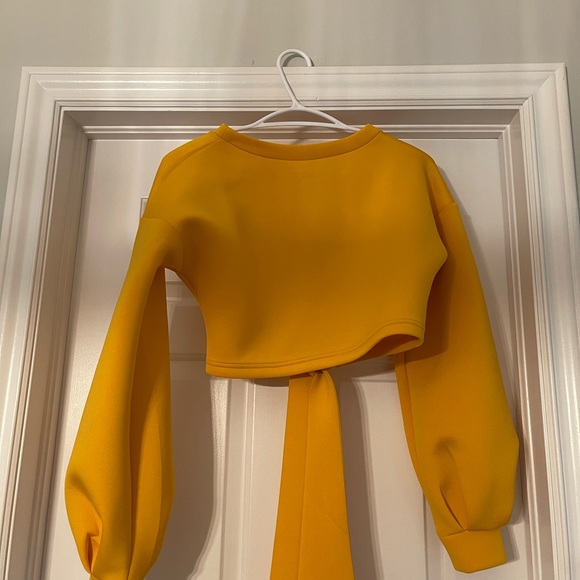 2-Piece Cropped Long Sleeve Skirt Set - Yellow - Picture 4 of 4